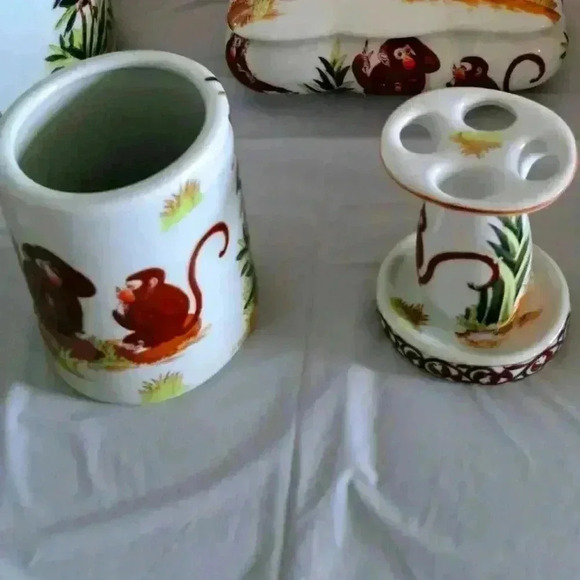 Decorative bathroom  PORCELAIN SET ARTSY VINTAGE AMITA - Picture 1 of 2